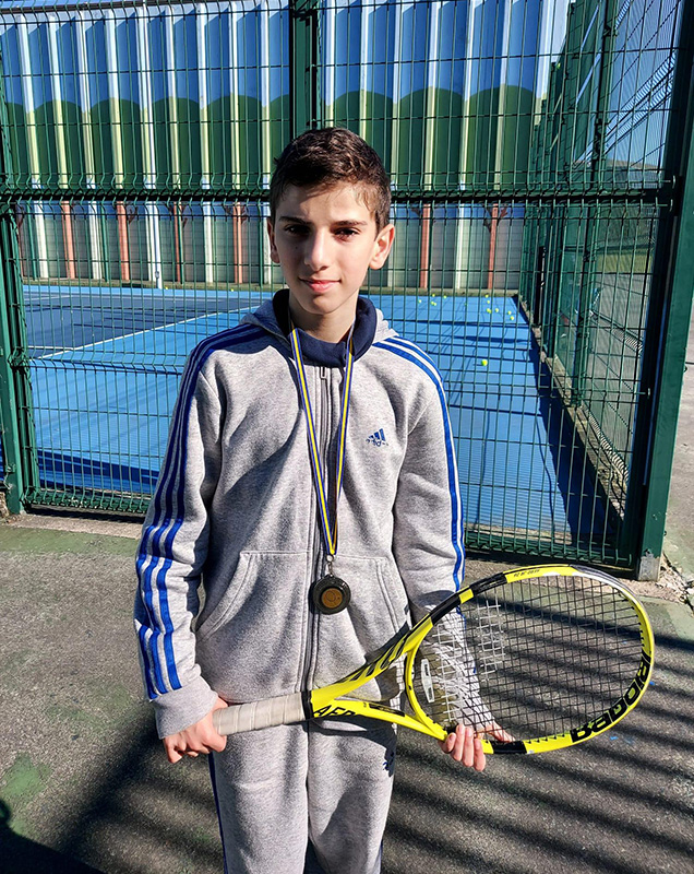 tenis2w